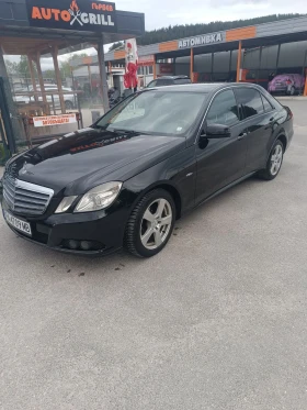 Mercedes-Benz E 200, снимка 2