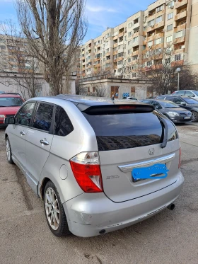 Обява за продажба на Honda Fr-v 2.0 газ ~6 300 лв. - изображение 1
