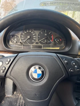 BMW 320, снимка 8