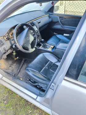 Mercedes-Benz 240 - 1100 € / 2151.41 лв. - 36217806 3