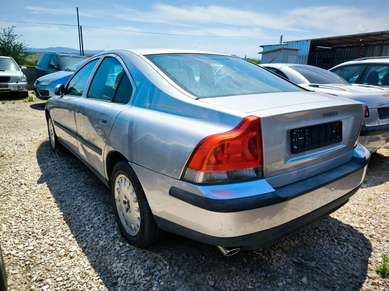 Volvo S60 2.0T, снимка 4 - Автомобили и джипове - 46019552