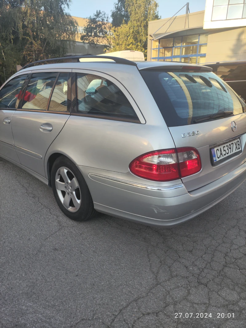 Mercedes-Benz E 280, снимка 3 - Автомобили и джипове - 47613800