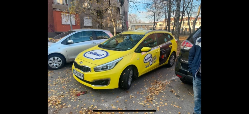 Kia Ceed, снимка 1 - Автомобили и джипове - 49587937