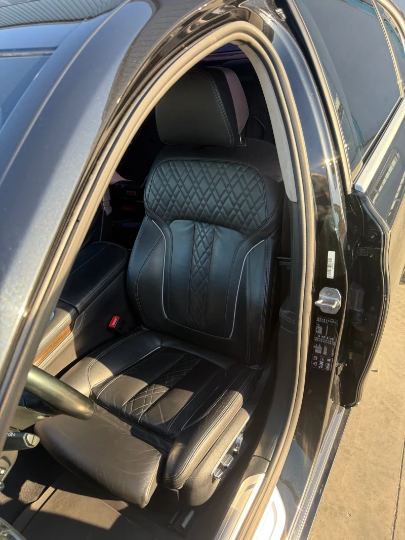 BMW 740 xDrive, снимка 10 - Автомобили и джипове - 50841358