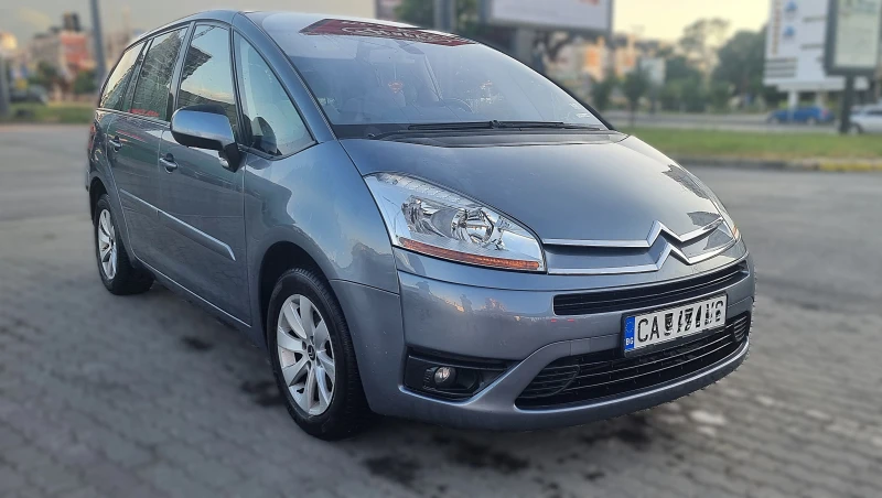 Citroen Grand C4 Picasso икономичен и обслужен семеен автомобил