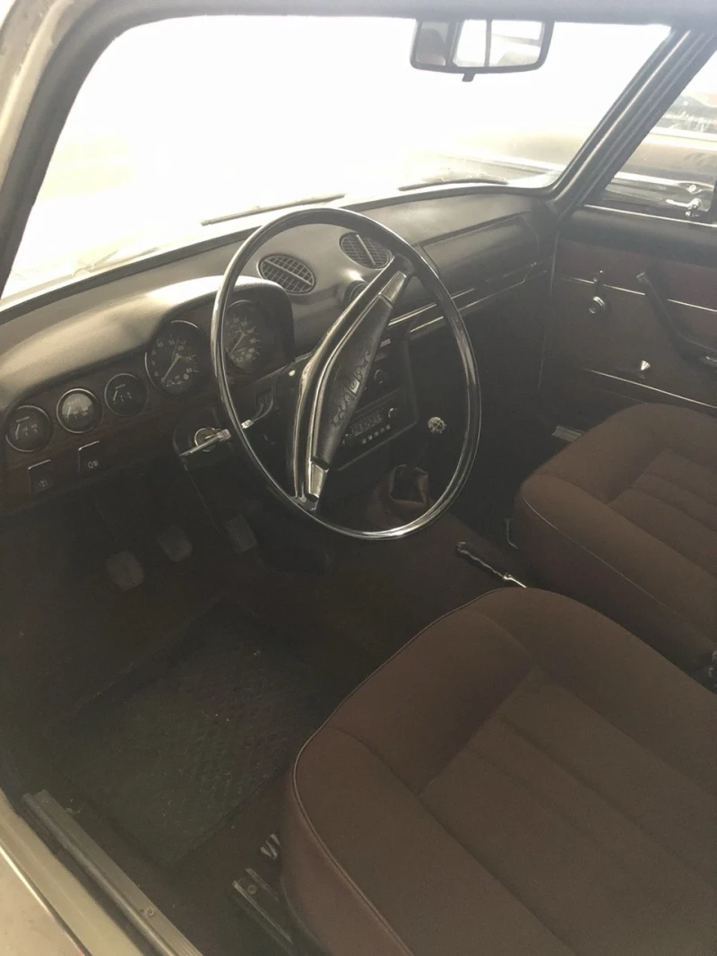 Lada 1600, снимка 11 - Автомобили и джипове - 52968627