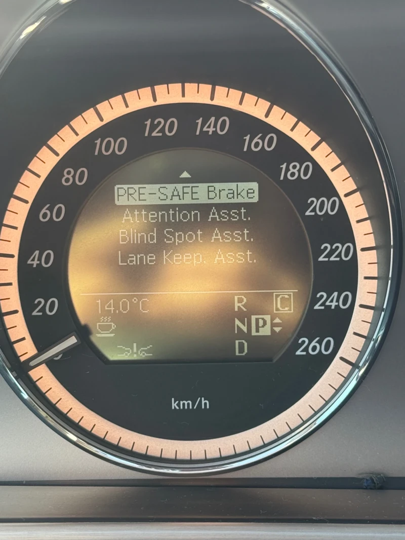 Mercedes-Benz E 350 W212, снимка 8 - Автомобили и джипове - 52641933