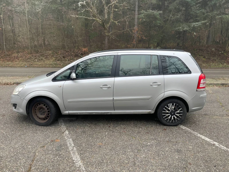 Opel Zafira 1.6, снимка 5 - Автомобили и джипове - 52859137