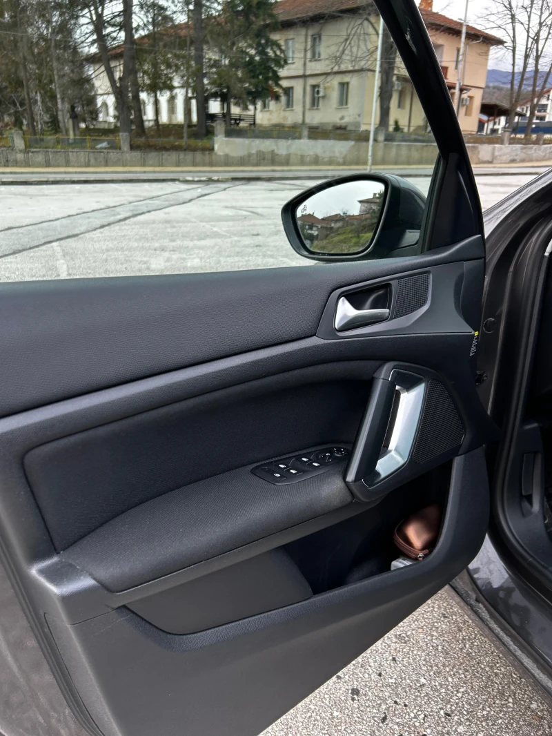 Peugeot 308 308 sw 2.0hdi, снимка 14 - Автомобили и джипове - 53286114