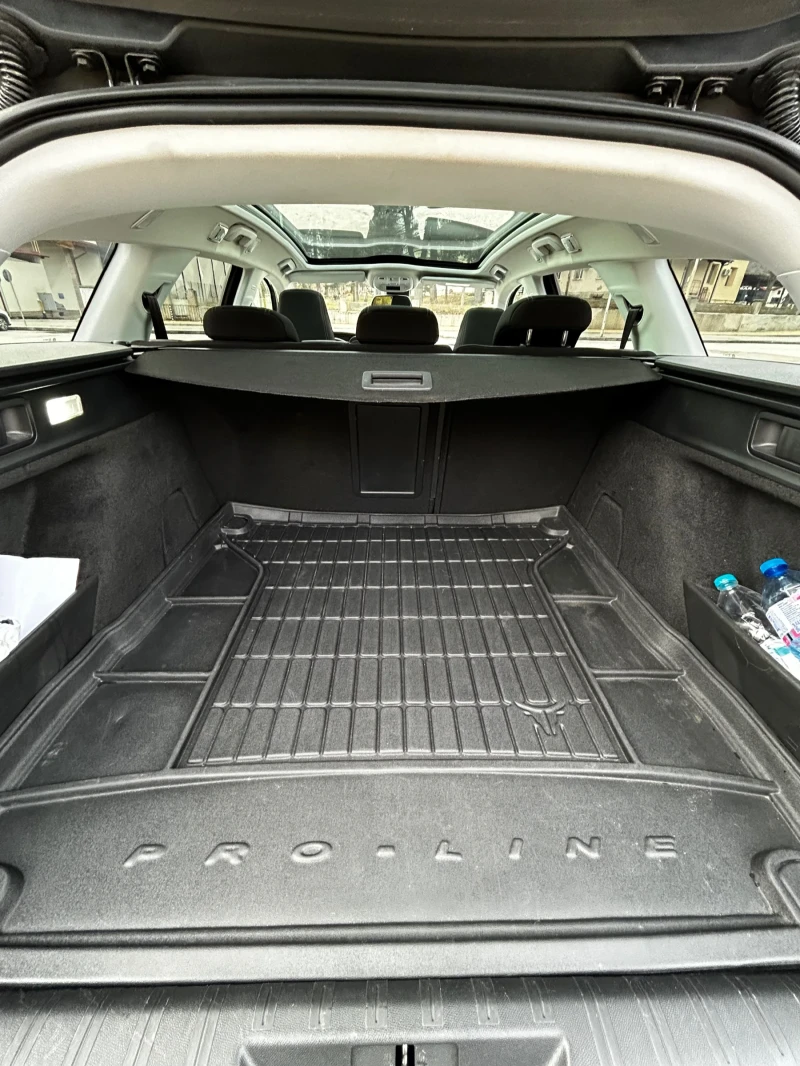 Peugeot 308 308 sw 2.0hdi, снимка 11 - Автомобили и джипове - 53286114