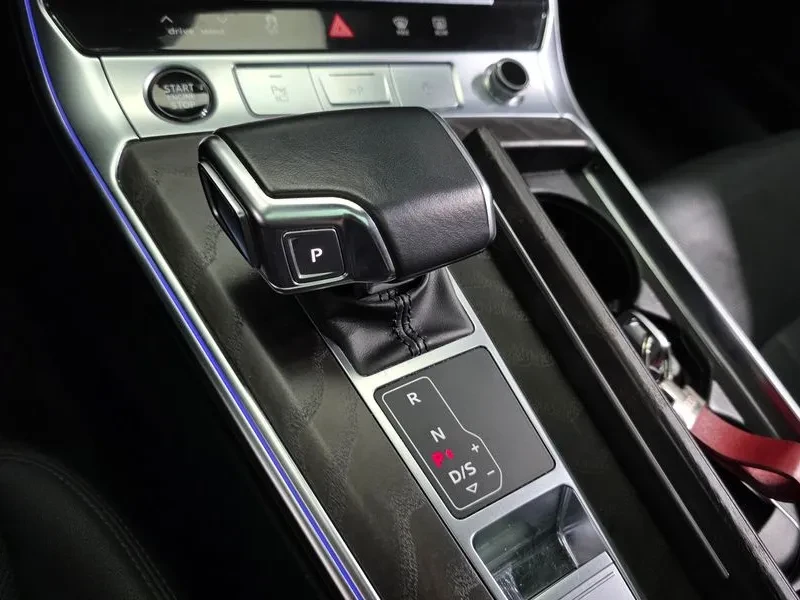 Audi A6 5 Tfsi Quattro Premium, снимка 9 - Автомобили и джипове - 55390164