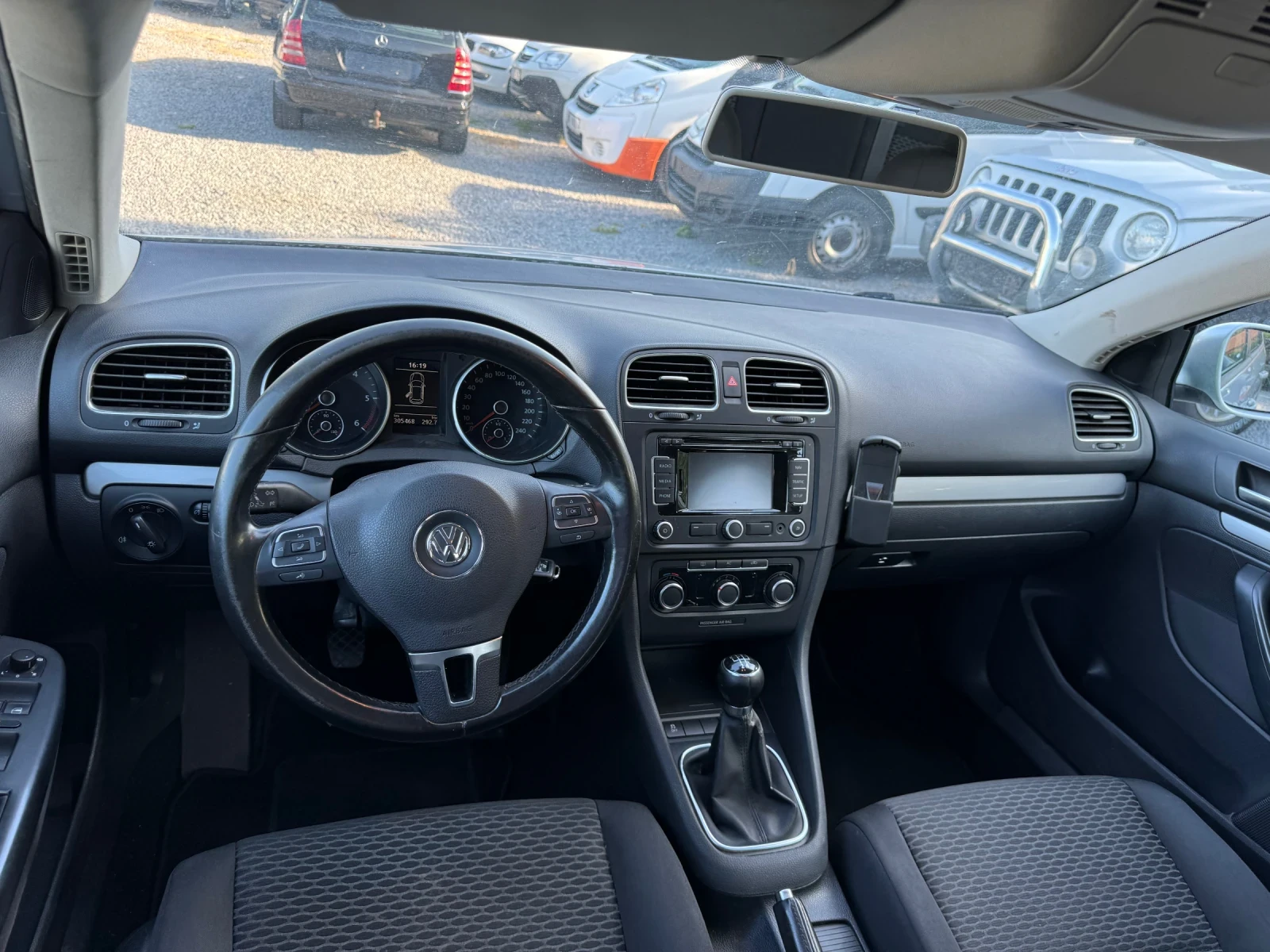 VW Golf 6 2.0тди 140к.с - изображение 9