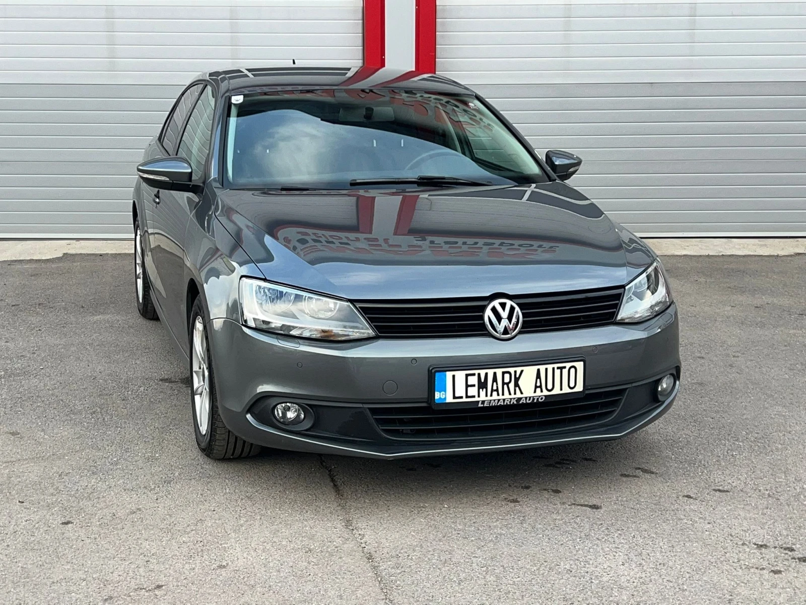 VW Jetta 1.2I KLIMATRONIK EVRO 5B 6-СКОРОСТИ ЛИЗИНГ!!! - изображение 5