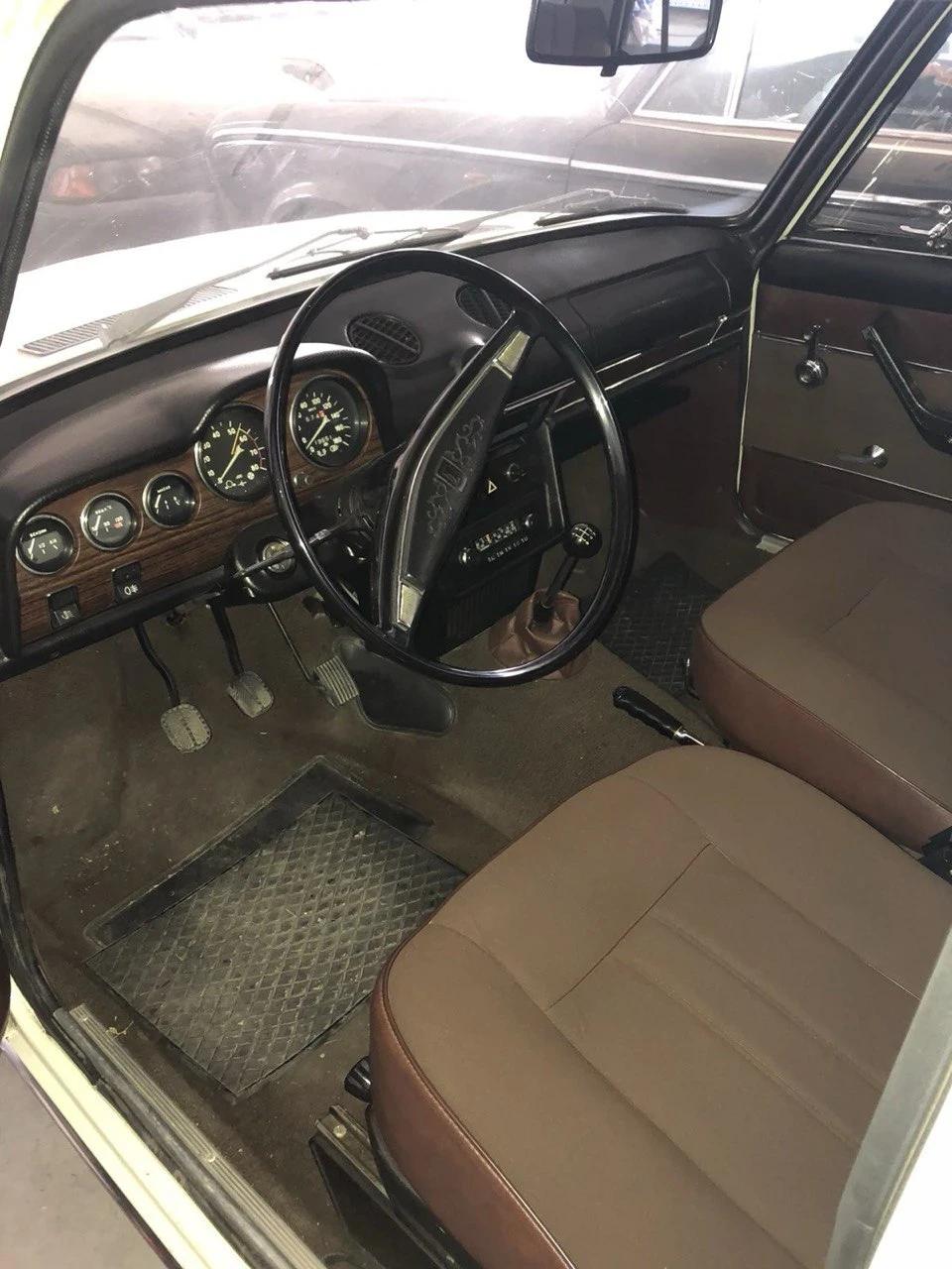 Lada 1600  - изображение 10