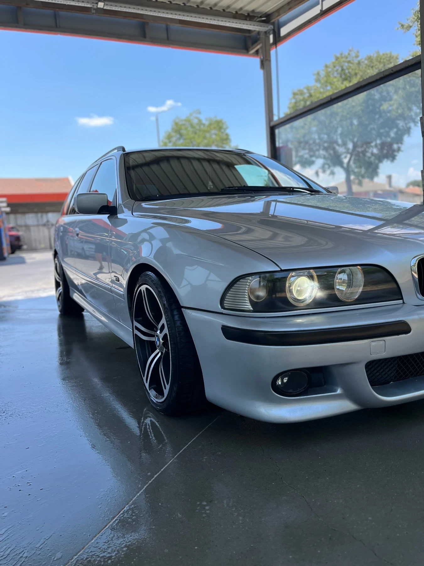 BMW 525  - изображение 2