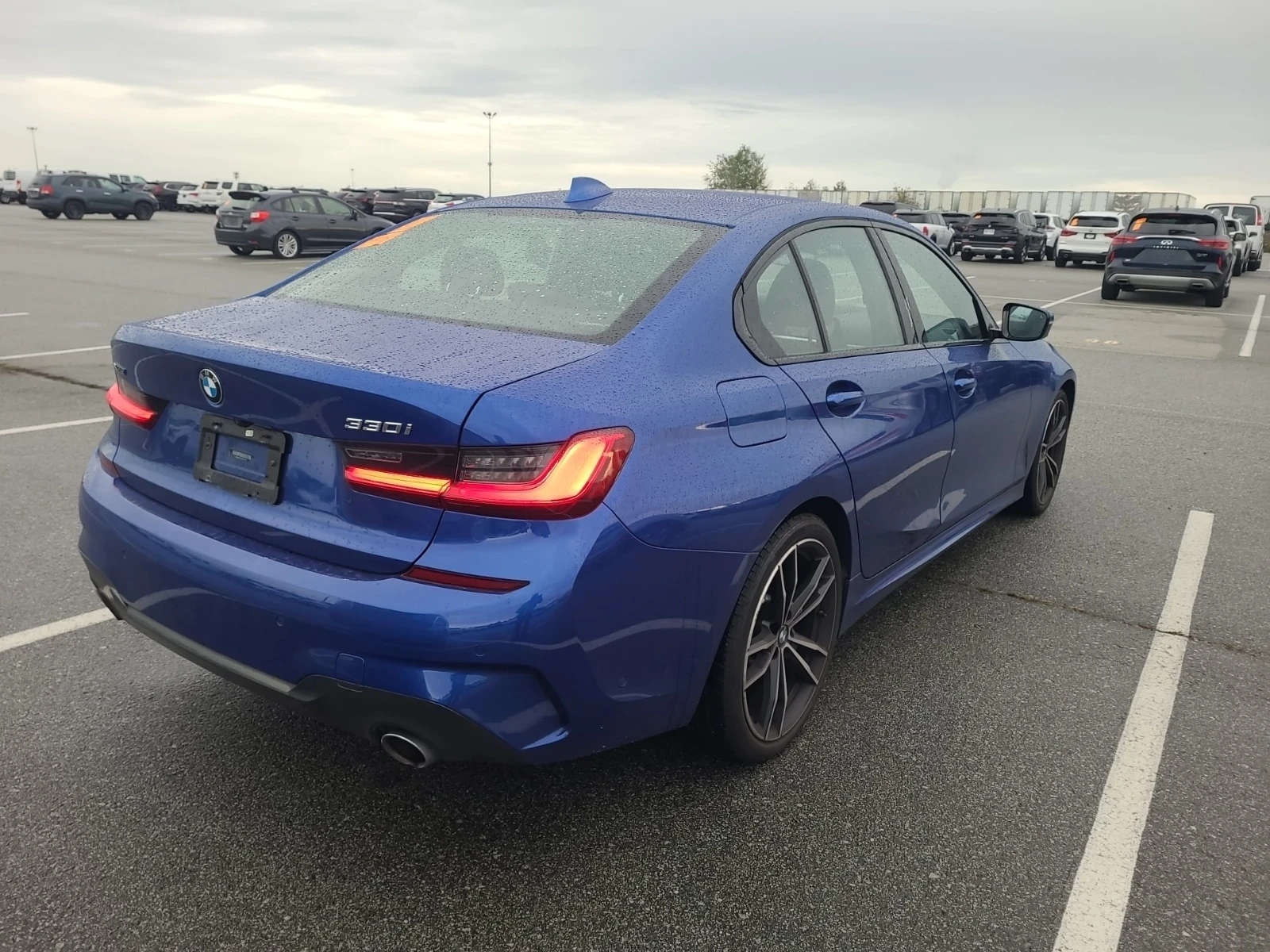 BMW 330 XDRIVE * * CARFAX * * АВТО КРЕДИТ * *  - изображение 3