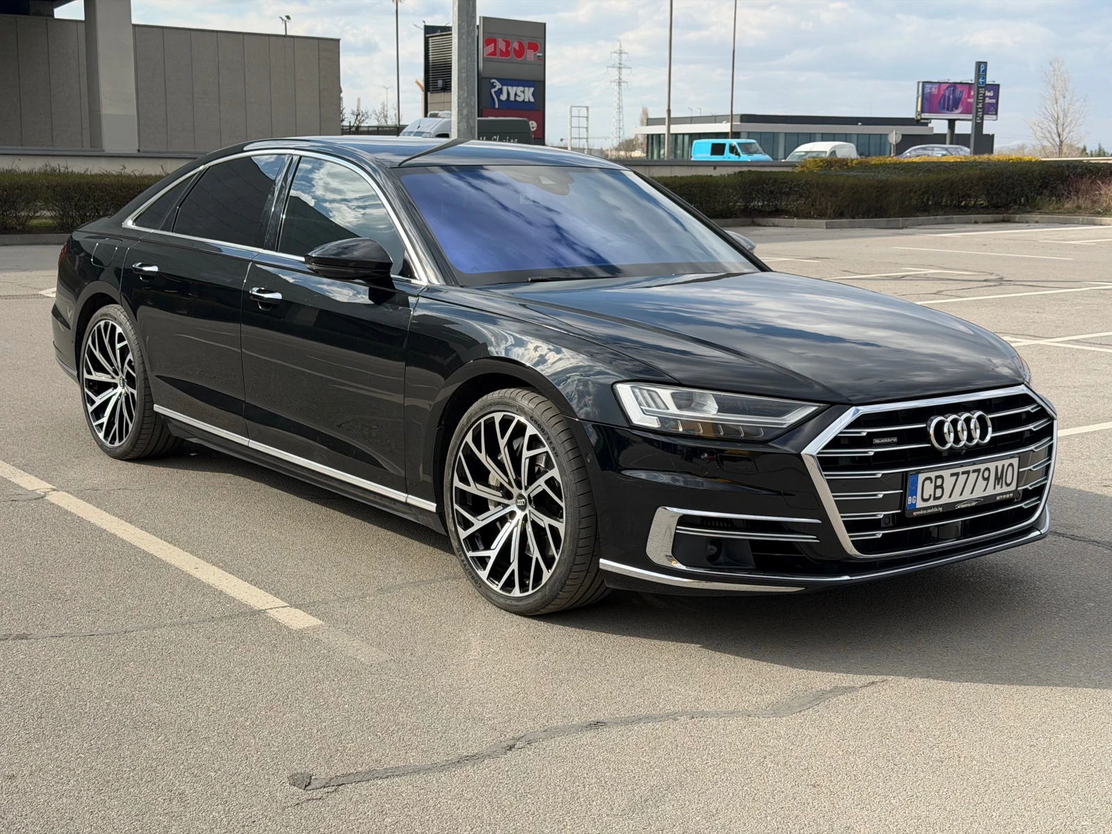 Audi A8 55TFSI/DISTR/NAVI\BANG & OLUFSEN\TVx2\360\FULL !!!, снимка 3 - Автомобили и джипове - 52333791