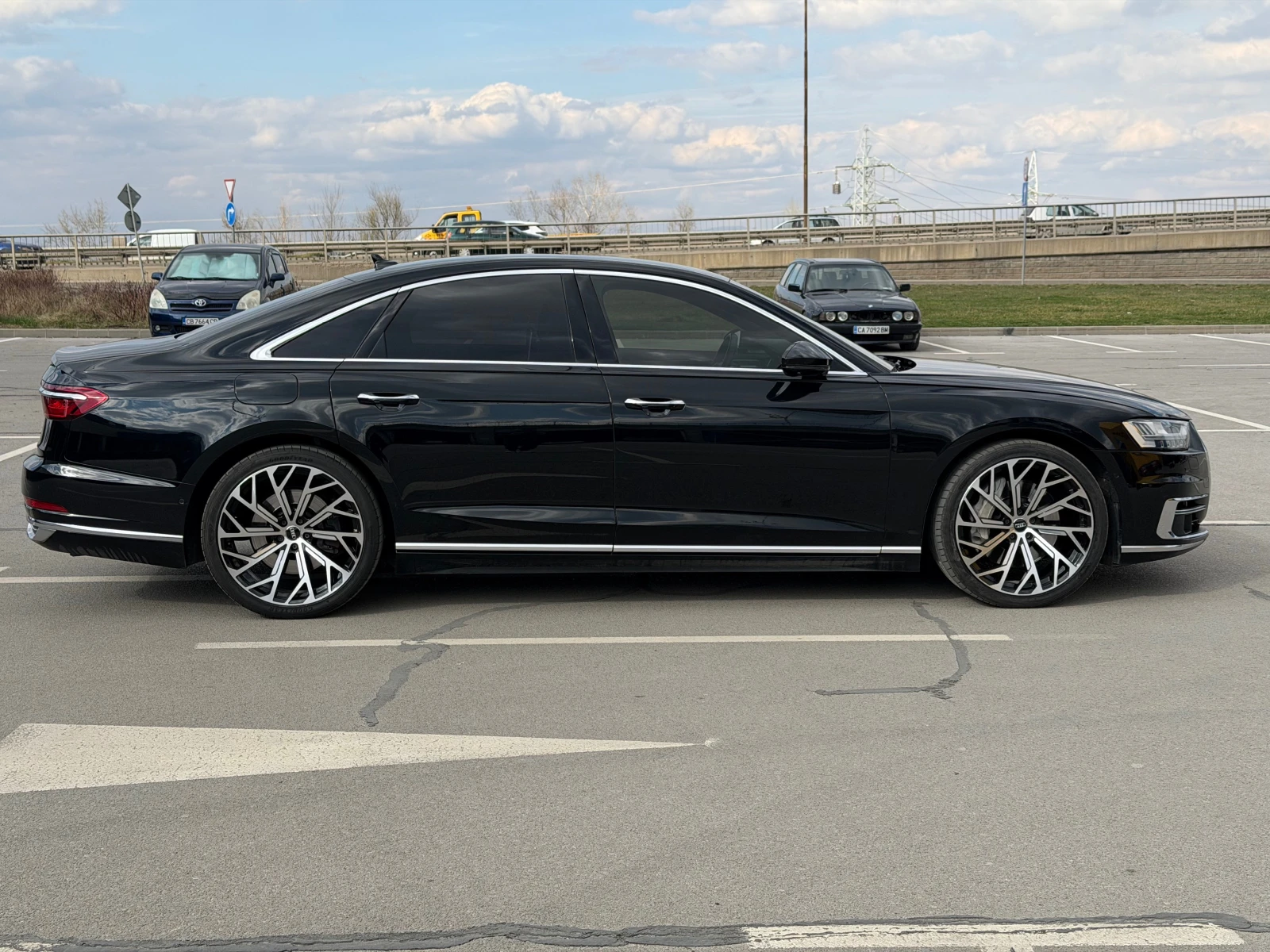 Audi A8 55TFSI/DISTR/NAVI\BANG & OLUFSEN\TVx2\360\FULL !!!, снимка 8 - Автомобили и джипове - 52333791