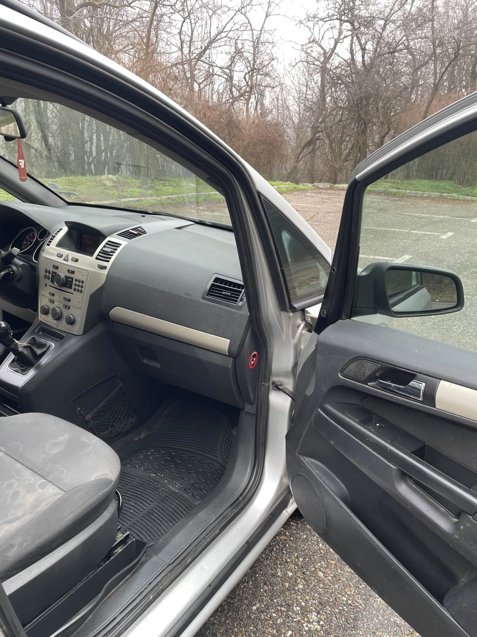 Opel Zafira 1.6 - изображение 8