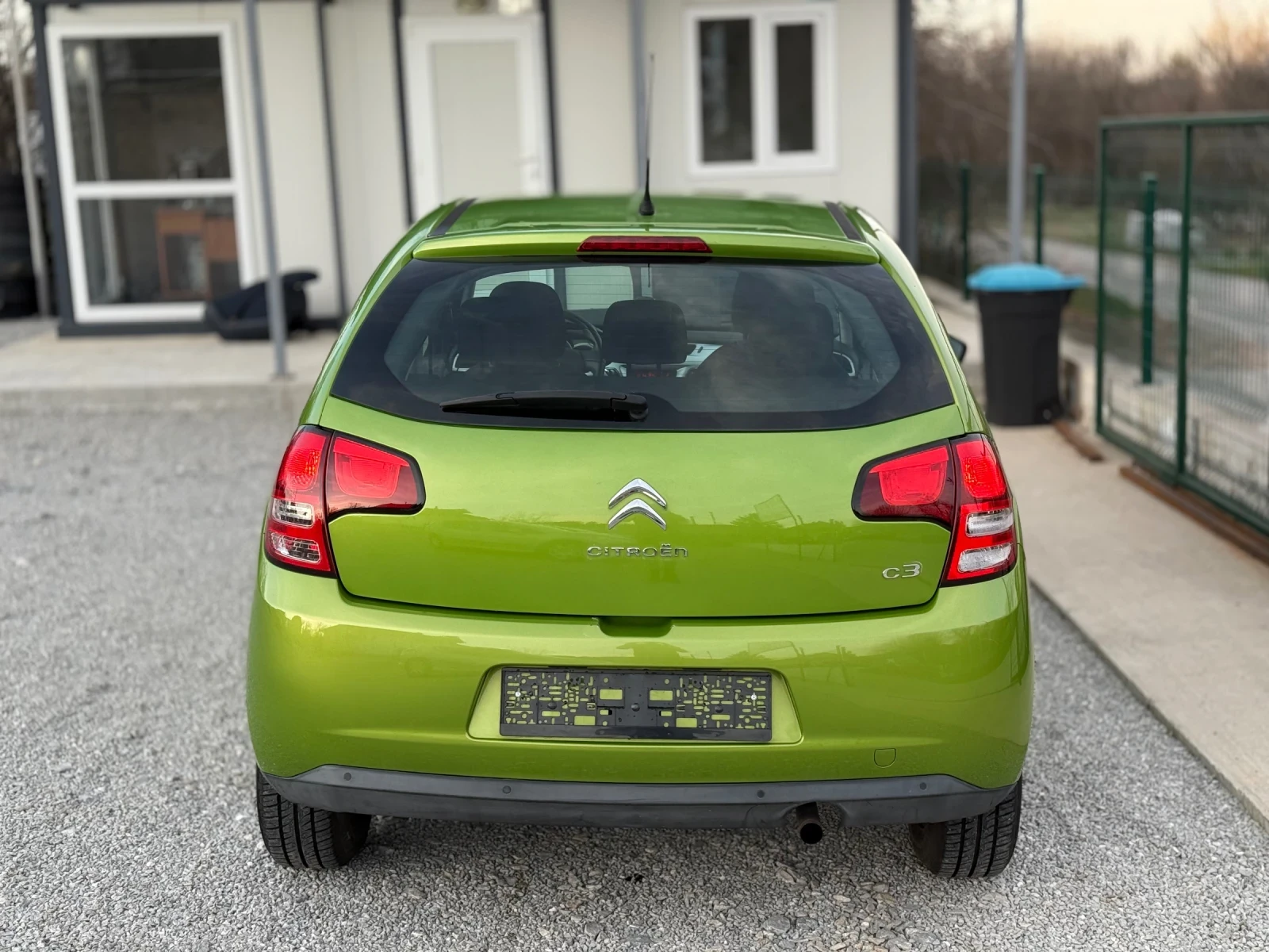 Citroen C3 1.4HDI* 116хил* ОБСЛУЖЕН* , снимка 7 - Автомобили и джипове - 53539879