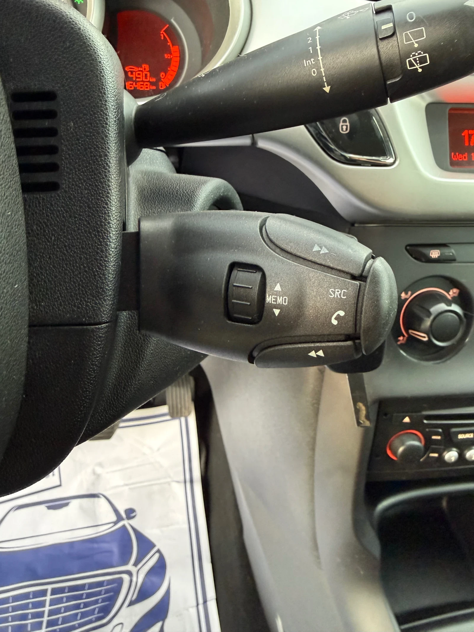 Citroen C3 1.4HDI* 116хил* ОБСЛУЖЕН* , снимка 17 - Автомобили и джипове - 53539879