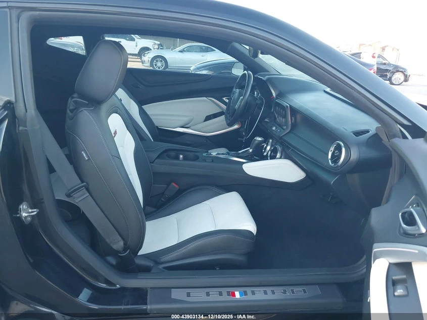 Chevrolet Camaro 6.2l Rwd 2Ss, снимка 5 - Автомобили и джипове - 53728418