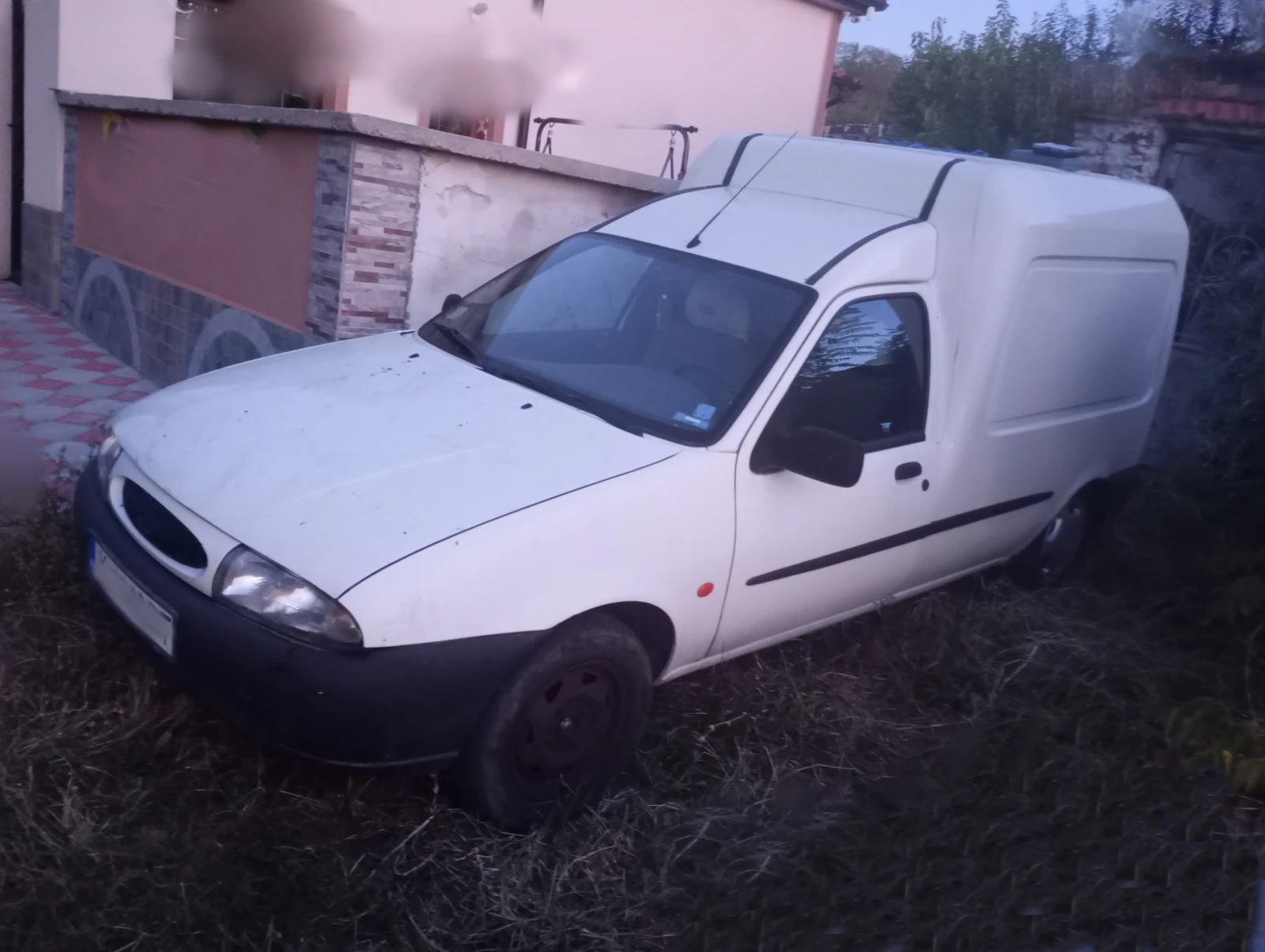 Ford Courier 1999