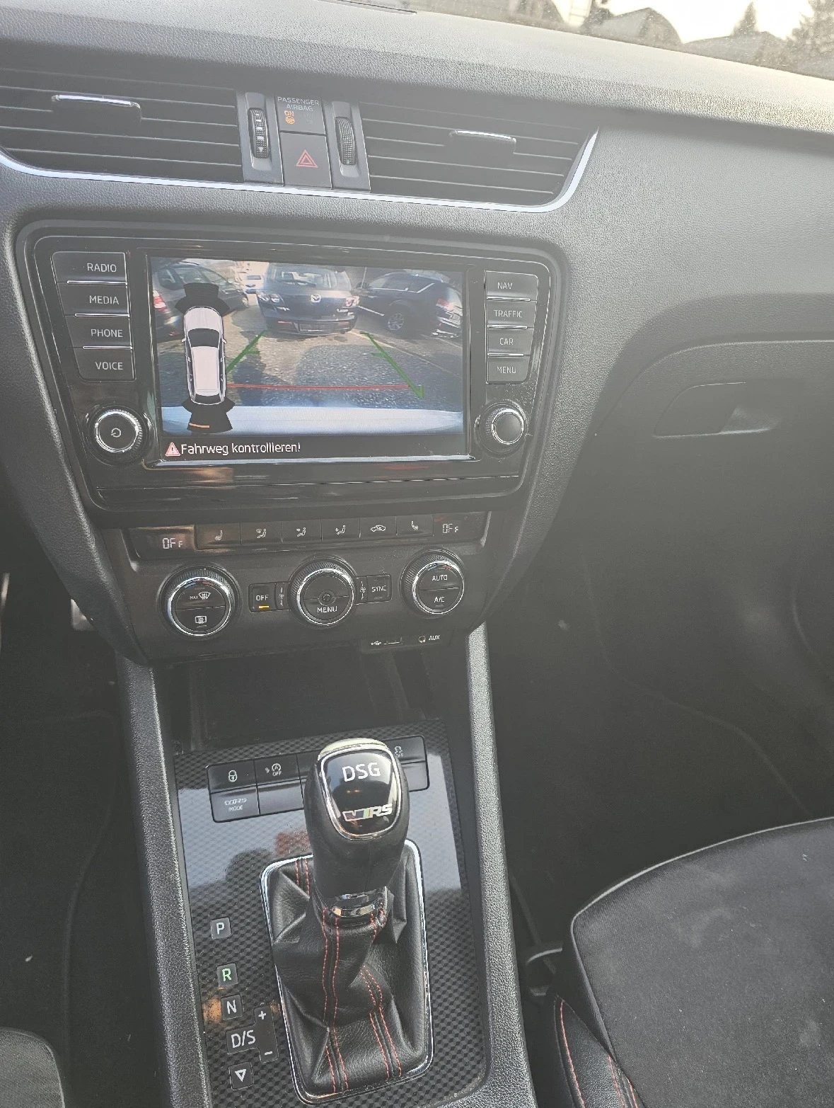 Skoda Octavia, снимка 7 - Автомобили и джипове - 54011425