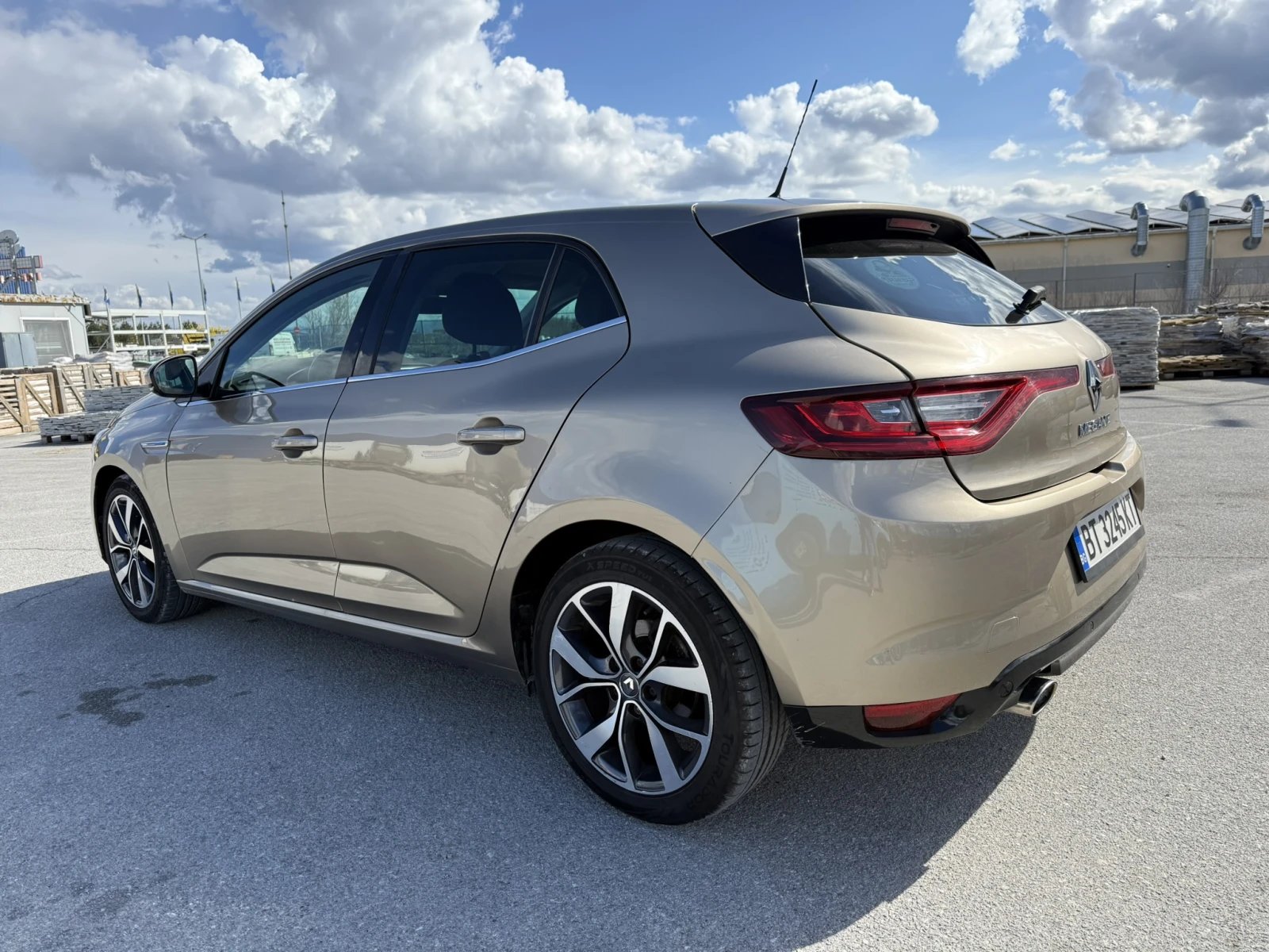Renault Megane, снимка 3 - Автомобили и джипове - 54014061