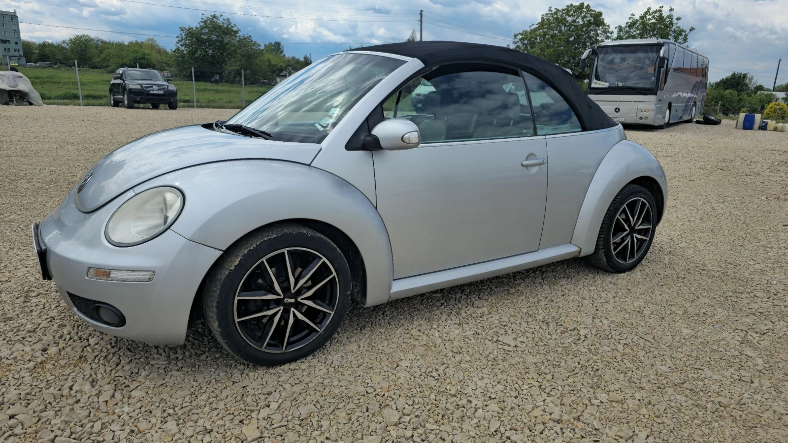 VW New beetle Cabrio 1.9 TDI, снимка 2 - Автомобили и джипове - 54398798