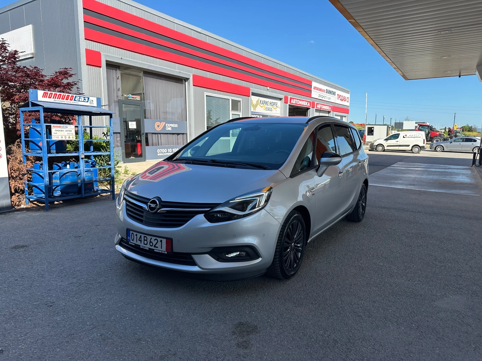 Opel Zafira 2.0CDTI FACELIFT 120 Aniversary, снимка 3 - Автомобили и джипове - 54683670