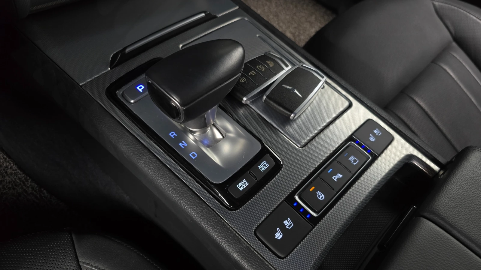 Genesis G80 3.3 GDI* Luxury Special, снимка 9 - Автомобили и джипове - 55040258