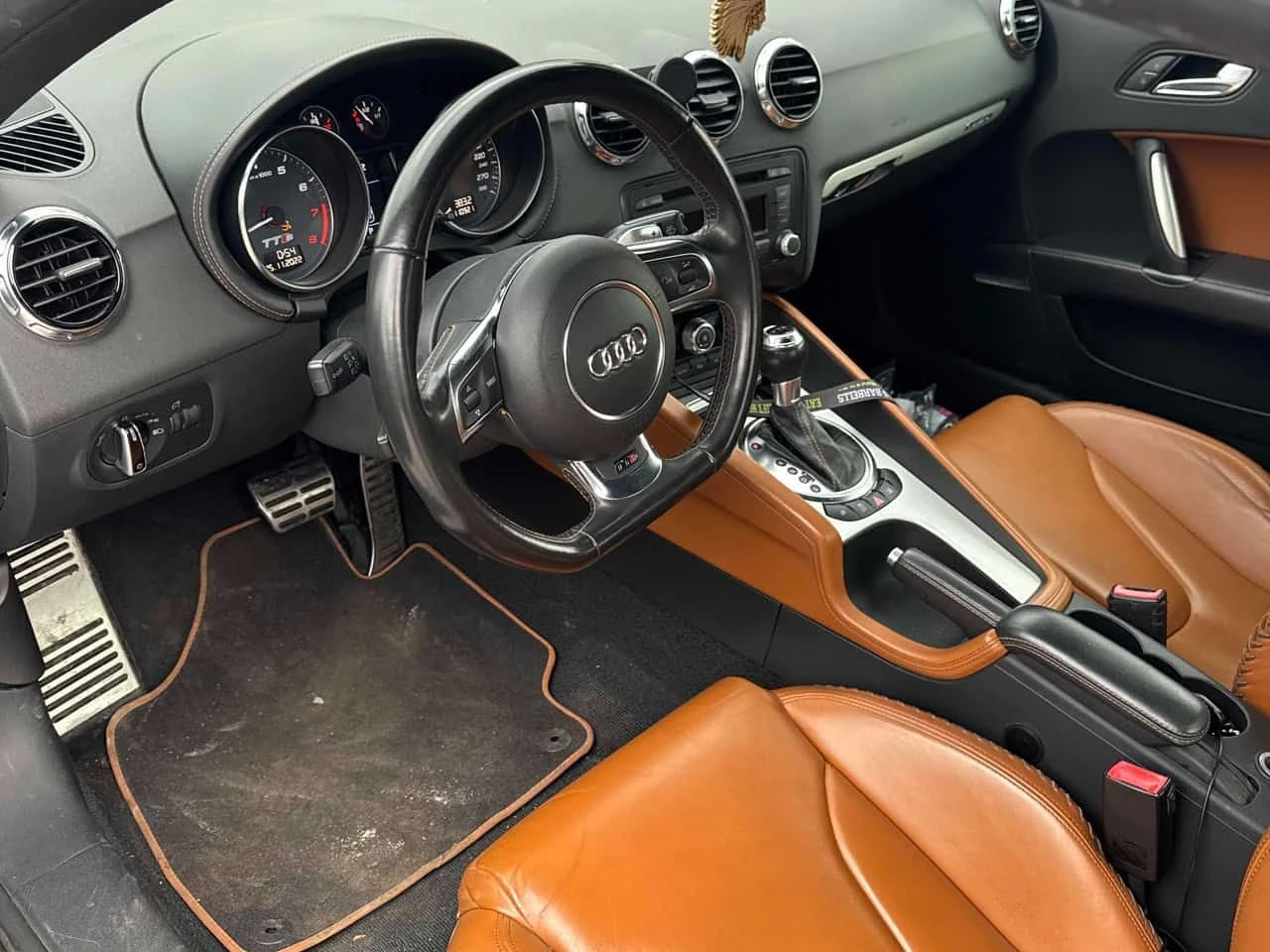Audi Tt S * 2.0T * ГЛАВНО ПРЕДСТАВИТЕЛСТВО, снимка 7 - Автомобили и джипове - 55276682