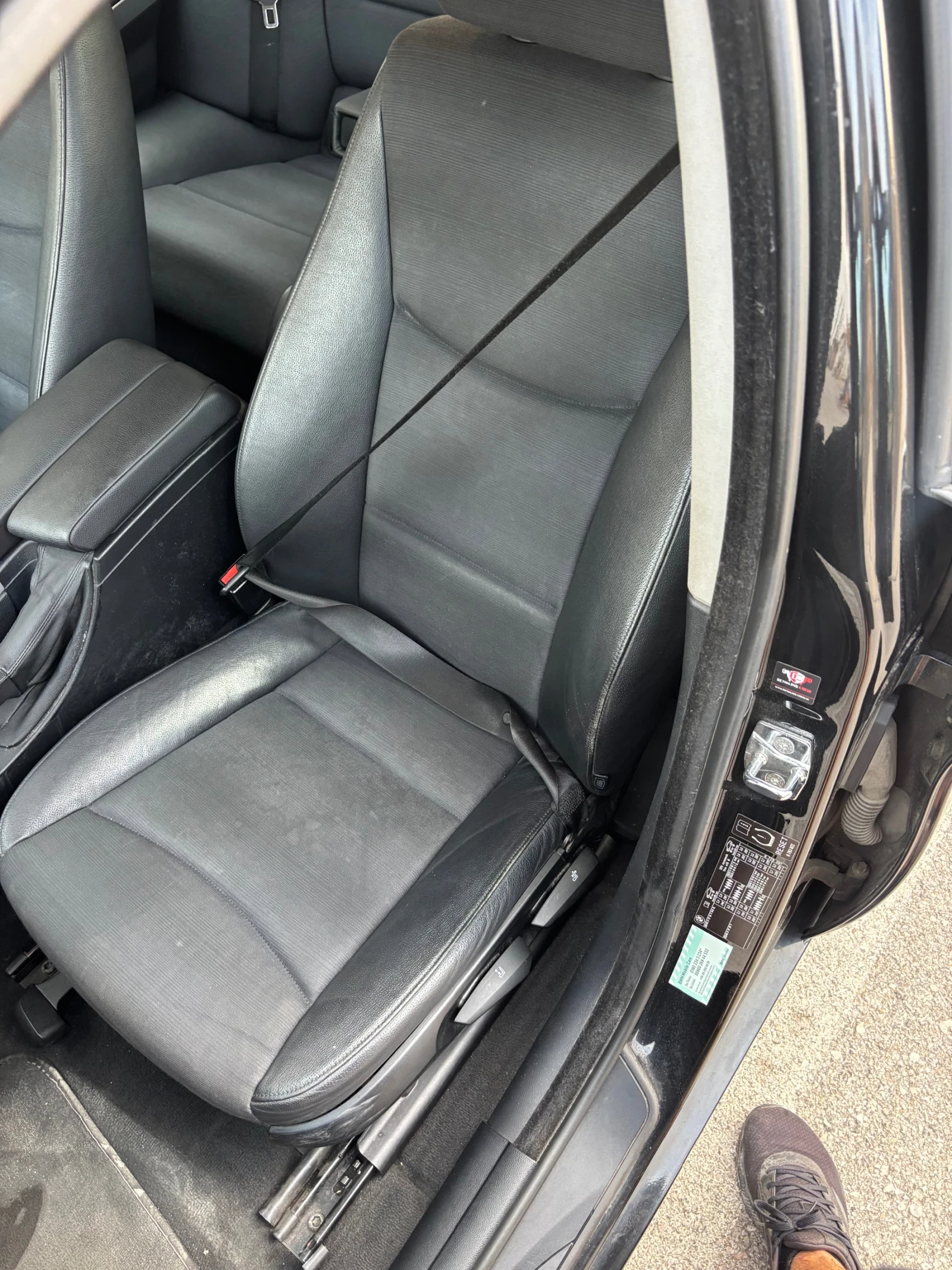 BMW 330, снимка 8 - Автомобили и джипове - 55316742