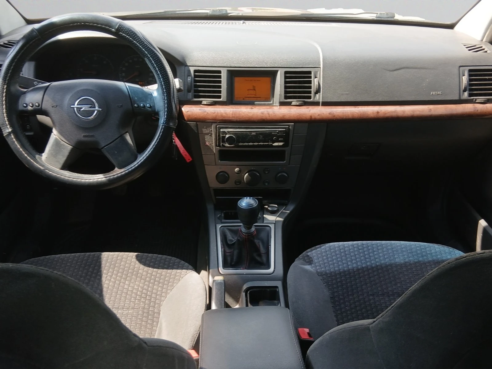 Opel Vectra 2.0DTI 100hp BVM6 E6, снимка 10 - Автомобили и джипове - 55845262