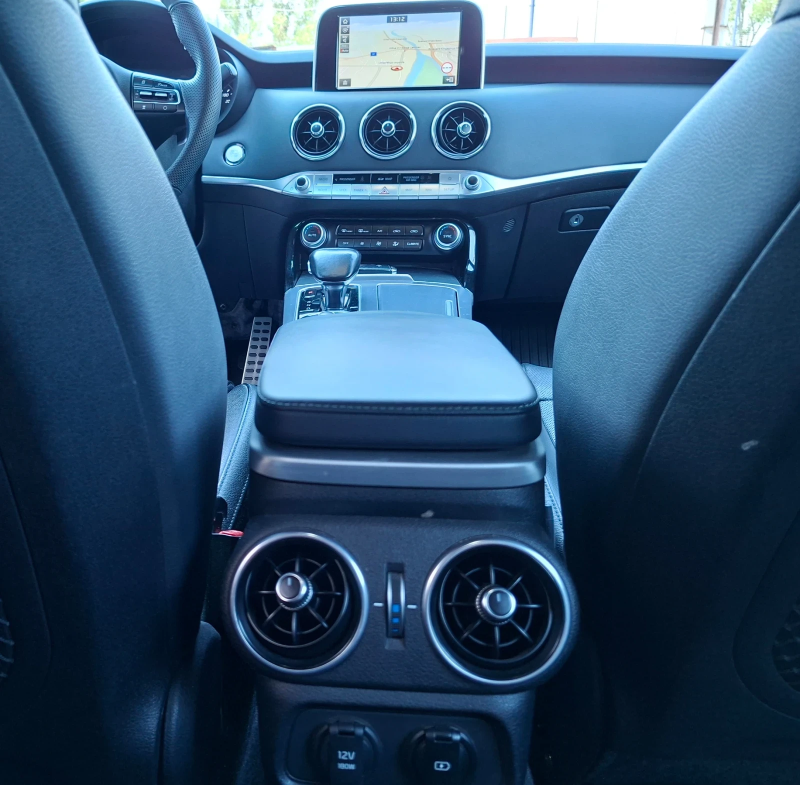 Kia Stinger GT-Line, снимка 10 - Автомобили и джипове - 55911375
