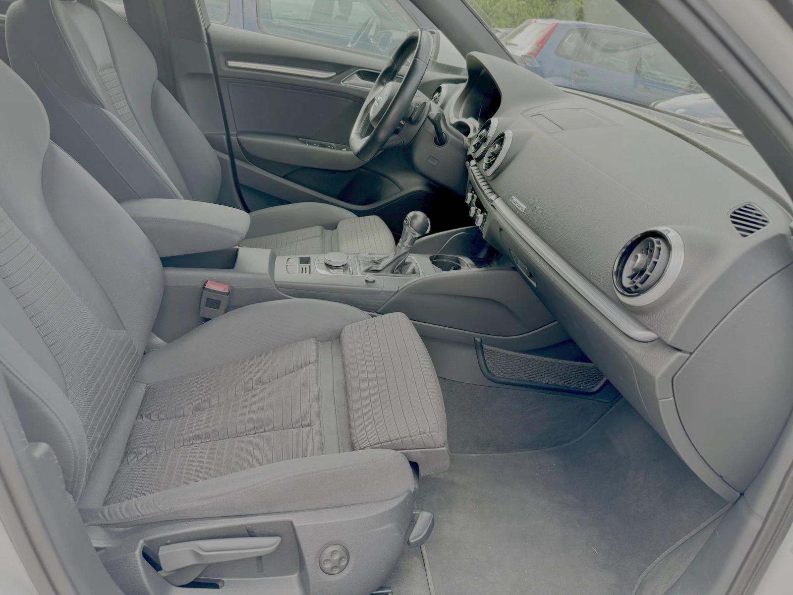 Audi A3 2.0 TDI Quattro, снимка 10 - Автомобили и джипове - 56508398