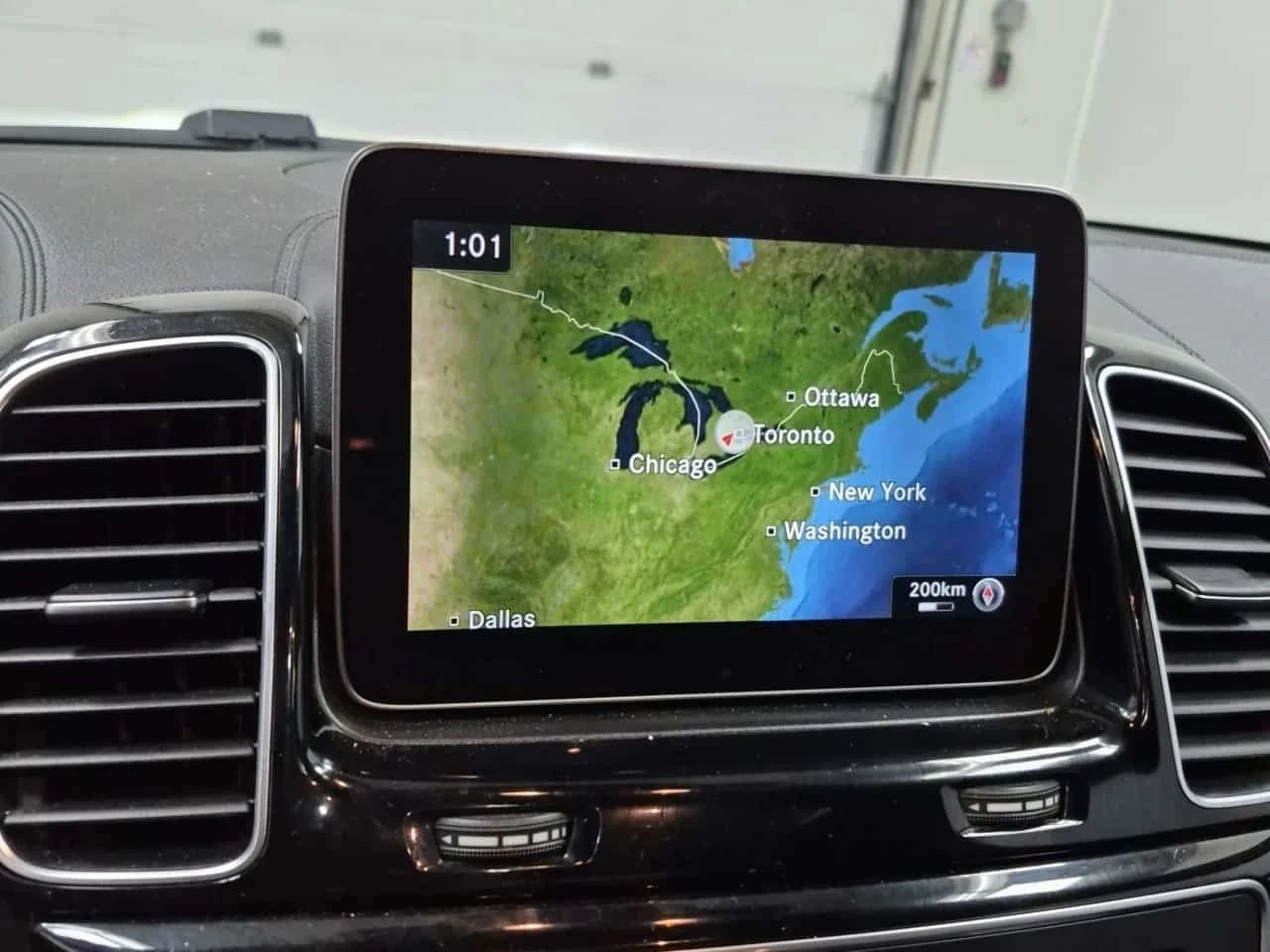 Mercedes-Benz GLS 450, снимка 11 - Автомобили и джипове - 56686154