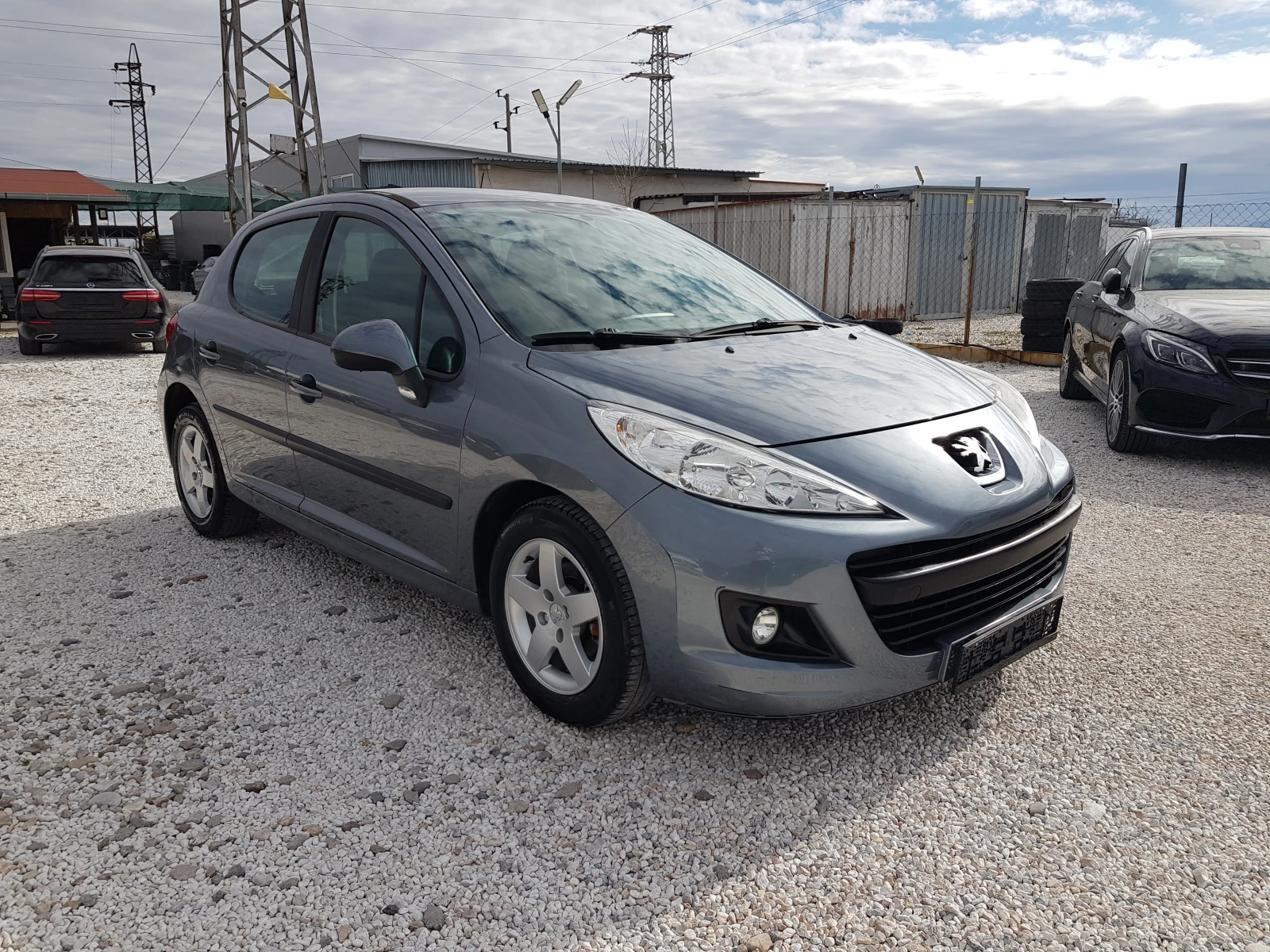Peugeot 207 1.4i GPL - 73 к.с. ЛИЗИНГ, снимка 2 - Автомобили и джипове - 56734096