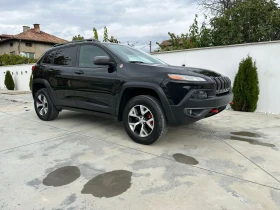 Jeep Cherokee V6 3.2 TRAILHAWK 4x4 / PANORAMA / FULL - 28500 лв. / 14571.82 € - 86662449 2
