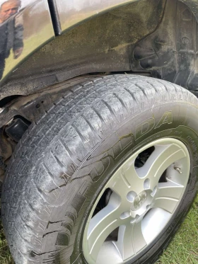 Toyota Land cruiser - 12990 € / 25406.23 лв. - 62066028 17