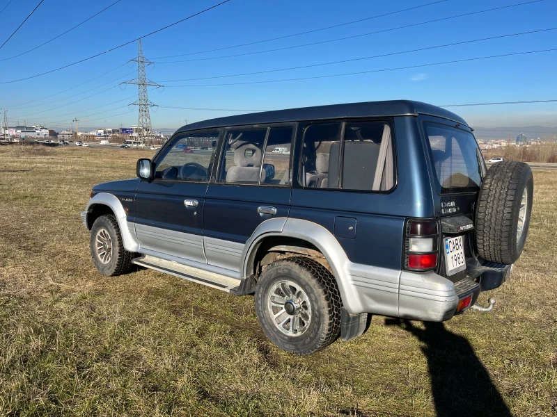 Mitsubishi Pajero, снимка 2 - Автомобили и джипове - 48377909