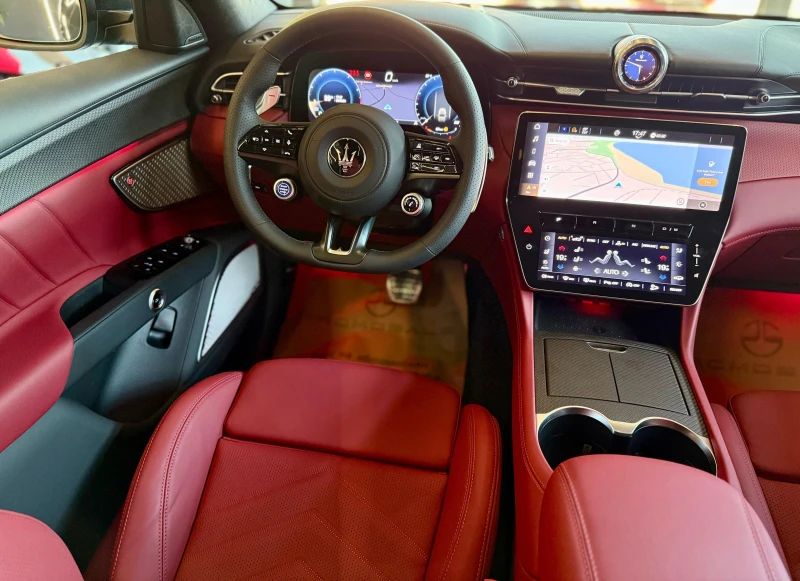 Maserati Grecale Trofeo* V6* 21&#34; * ЧИСТО НОВ* ЛИЗИНГ, снимка 9 - Автомобили и джипове - 50791723