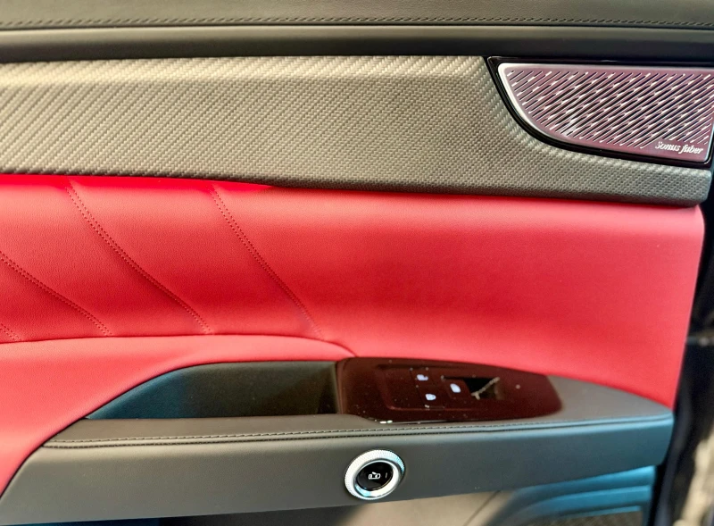 Maserati Grecale Trofeo* V6* 21&#34; * ЧИСТО НОВ* ЛИЗИНГ, снимка 14 - Автомобили и джипове - 50791723