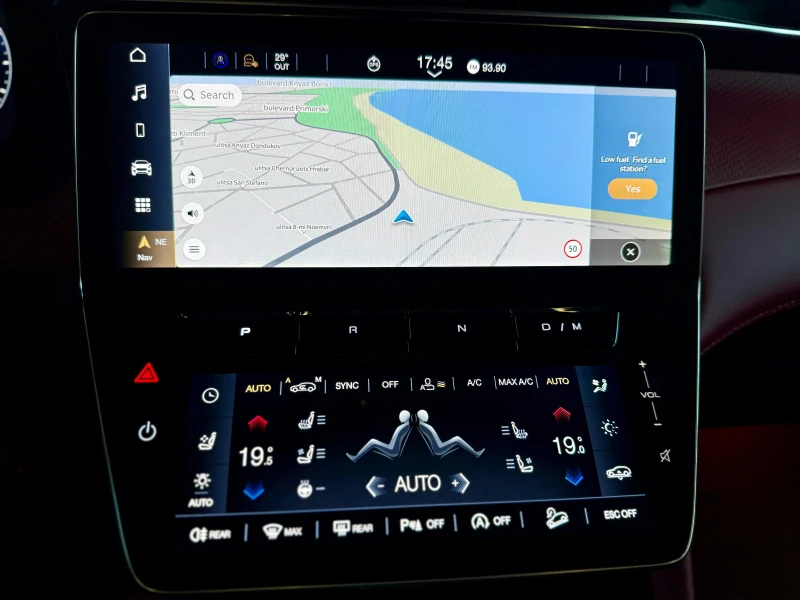 Maserati Grecale Trofeo* V6* 21&#34; * ЧИСТО НОВ* ЛИЗИНГ, снимка 12 - Автомобили и джипове - 50791723