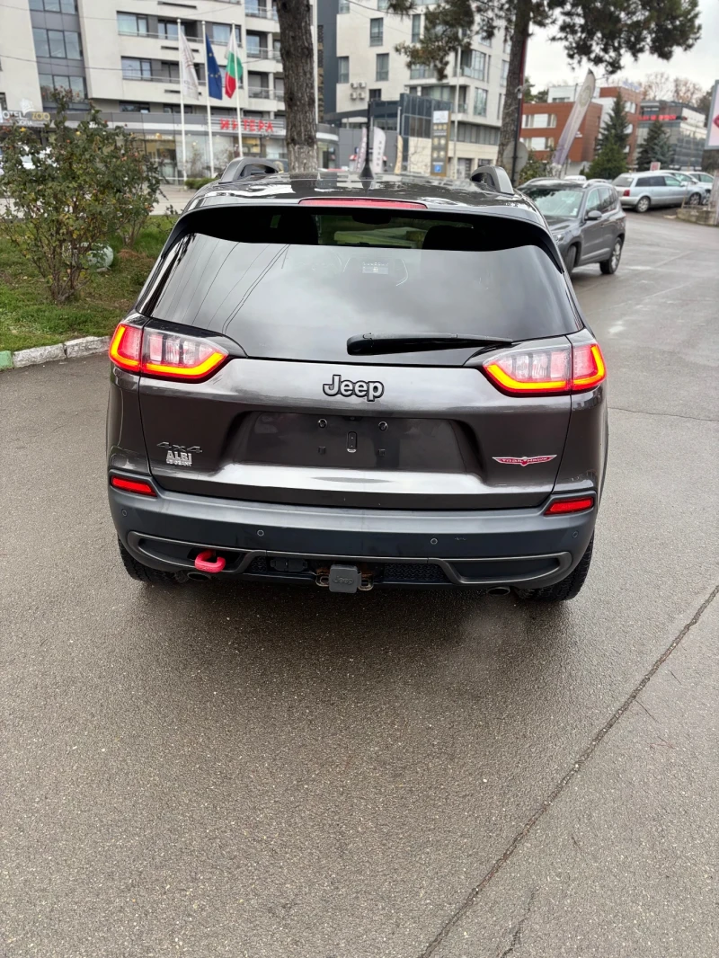 Jeep Cherokee TRAIL HAWK, снимка 4 - Автомобили и джипове - 52702158