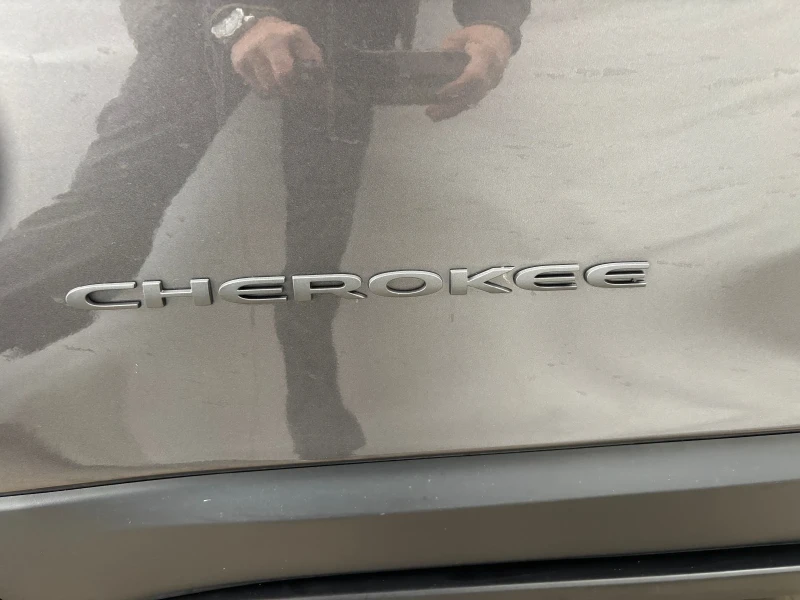 Jeep Cherokee TRAIL HAWK, снимка 17 - Автомобили и джипове - 52702158