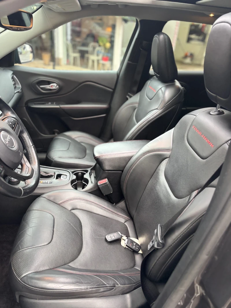 Jeep Cherokee TRAIL HAWK, снимка 8 - Автомобили и джипове - 52702158