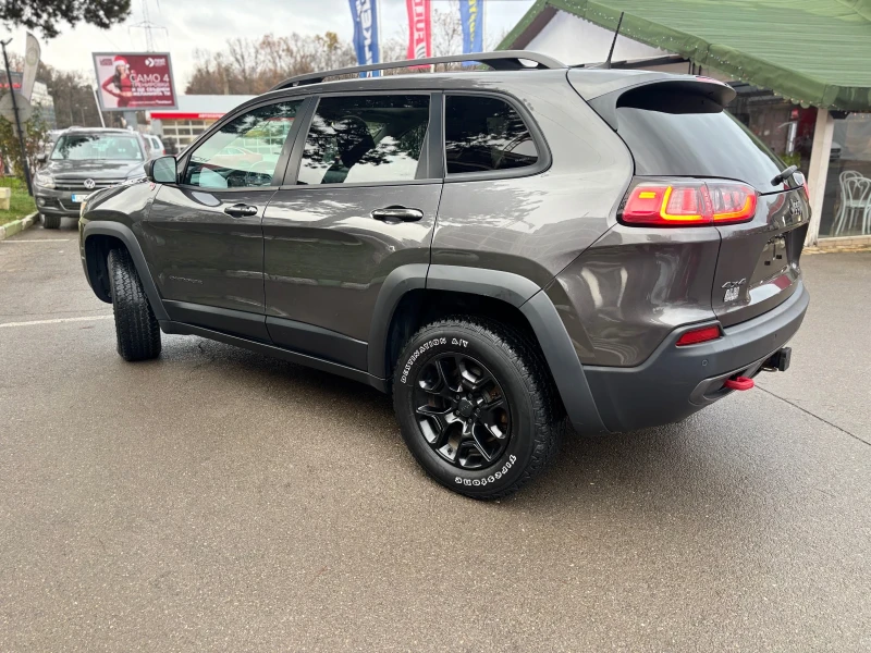 Jeep Cherokee TRAIL HAWK, снимка 2 - Автомобили и джипове - 52702158