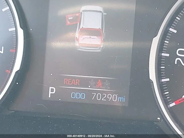 Toyota Rav4 LE, снимка 7 - Автомобили и джипове - 47521550